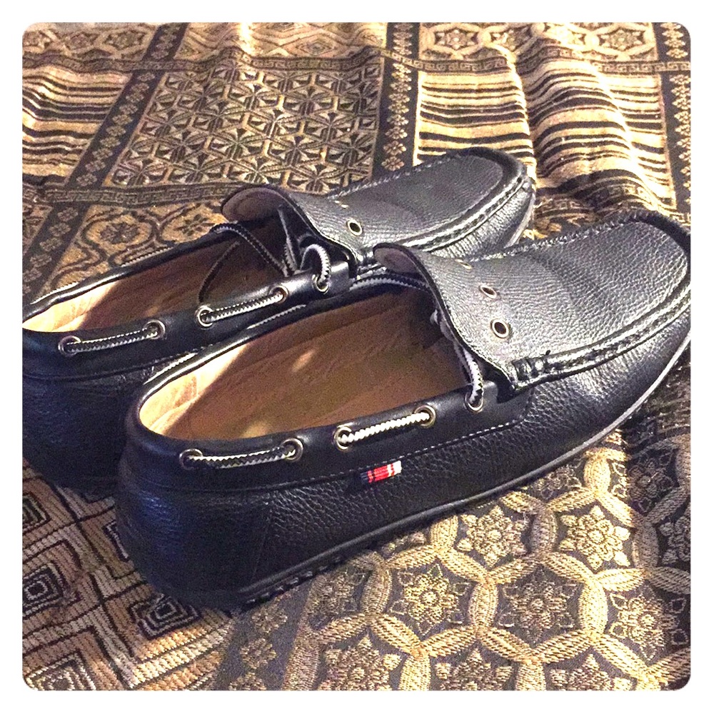 Black shoes